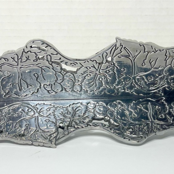 Vintage Arthur Court Collection 2002 Grape Aluminum Hollowware Cracker Tray Foot - Picture 4 of 6